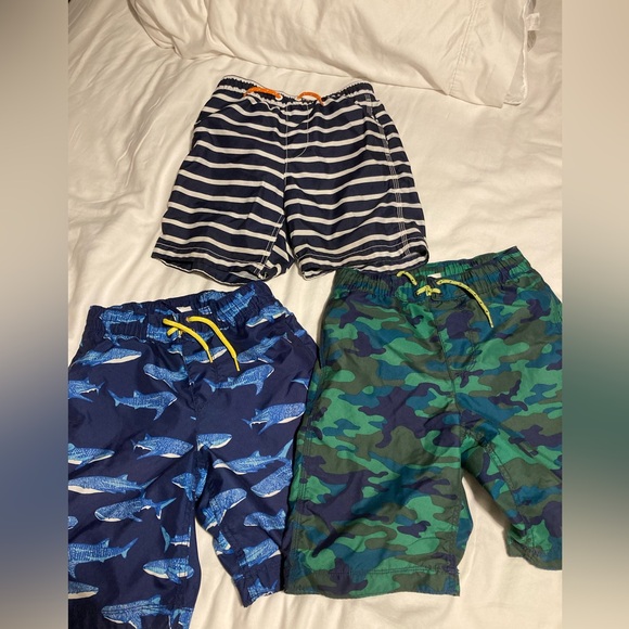 Bundle of 3 Gap Kid bathing suits size L - Picture 1 of 4